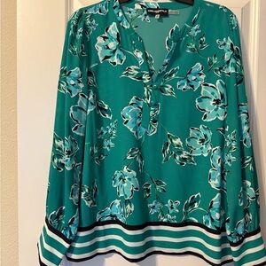 Worn once Karl Lagerfeld Paris Green Flower Women's Blouse size M.